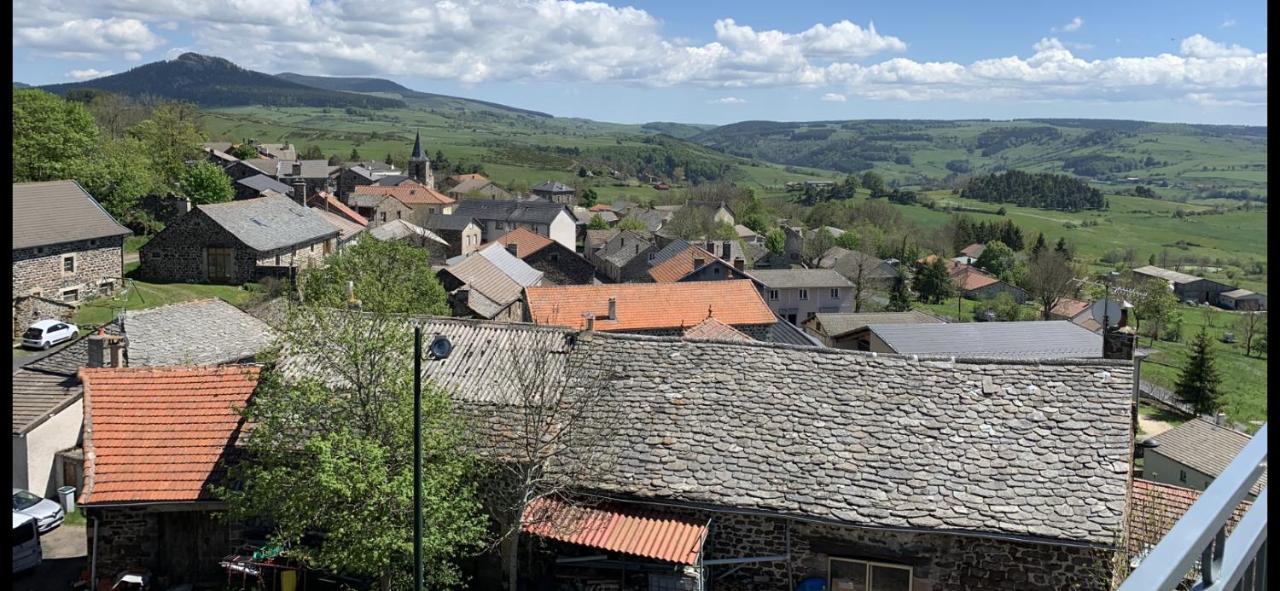 Auberge De La Tour Freycenet-la-Tour Eksteriør billede