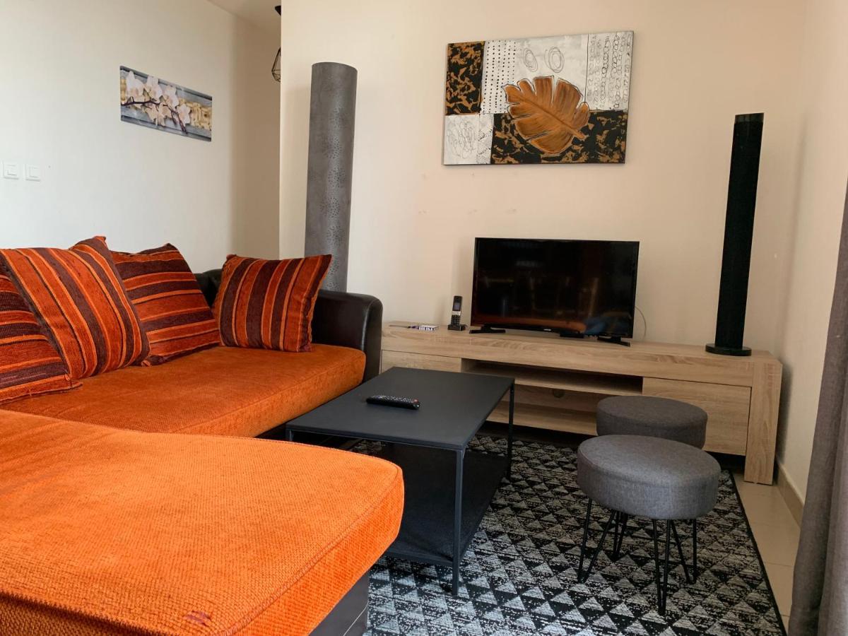 Auberge De La Tour Freycenet-la-Tour Eksteriør billede