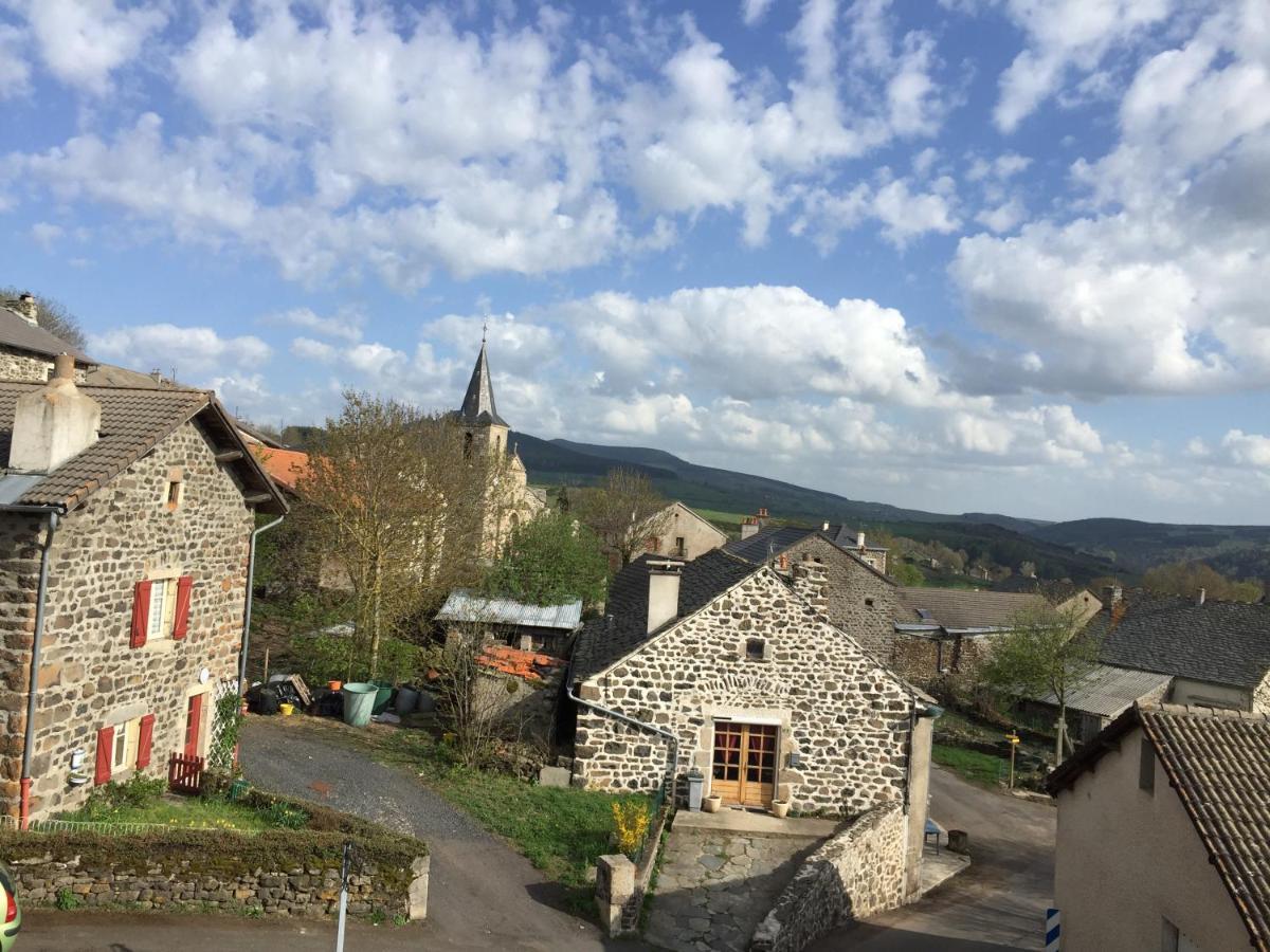 Auberge De La Tour Freycenet-la-Tour Eksteriør billede