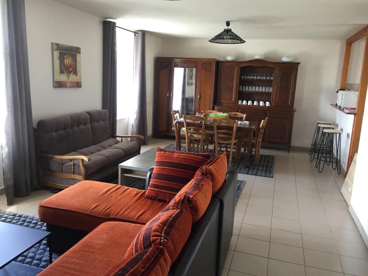 Auberge De La Tour Freycenet-la-Tour Eksteriør billede