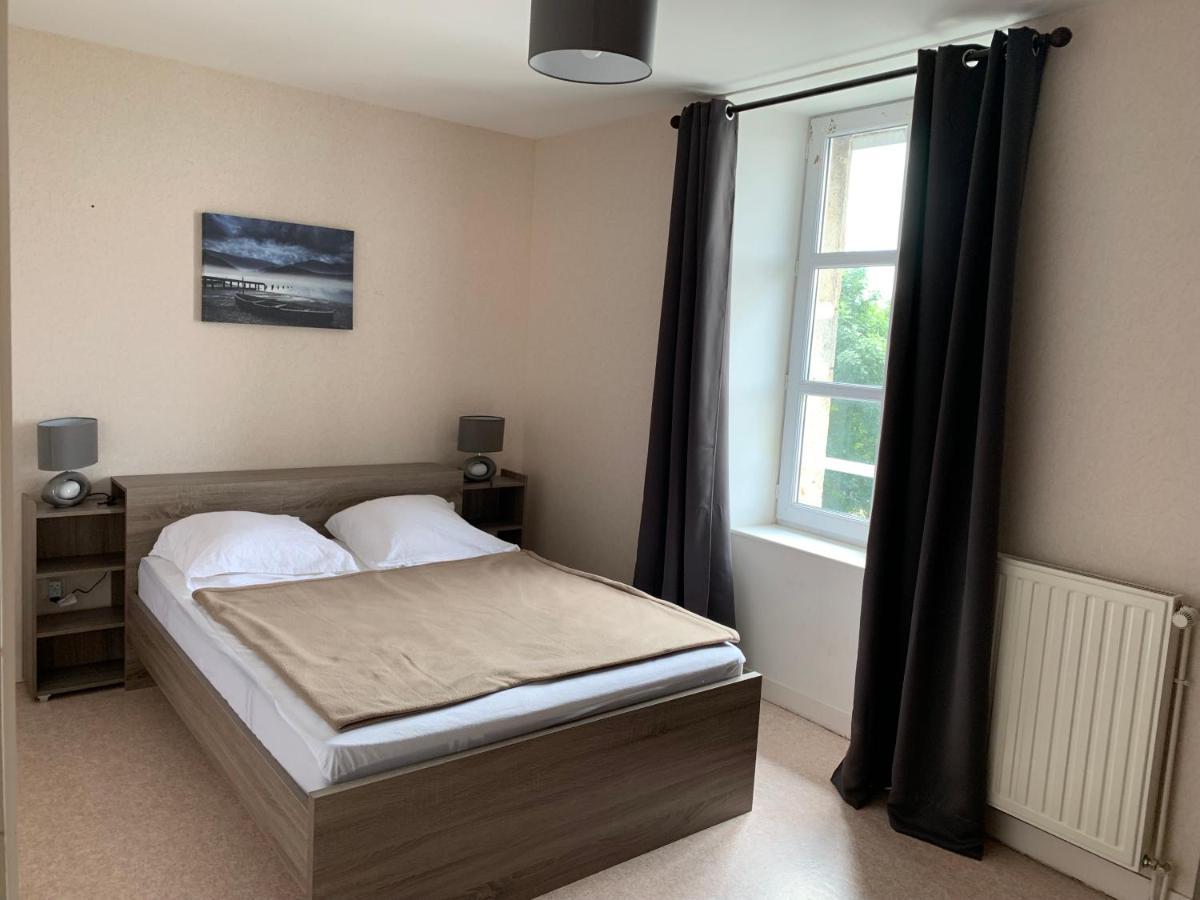 Auberge De La Tour Freycenet-la-Tour Eksteriør billede