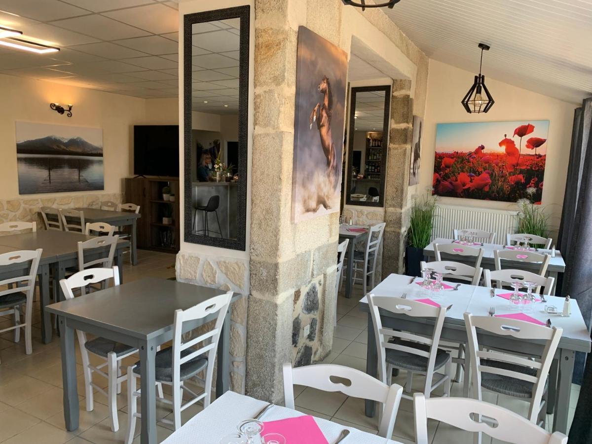 Auberge De La Tour Freycenet-la-Tour Eksteriør billede